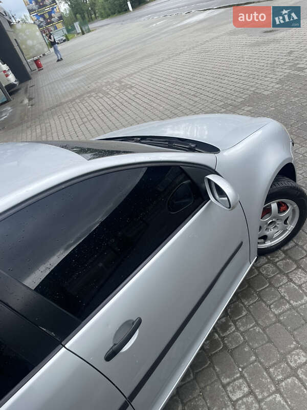 Хэтчбек Volkswagen Golf 2005 в Надворной