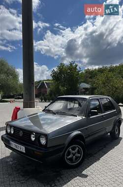 Хетчбек Volkswagen Golf 1985 в 