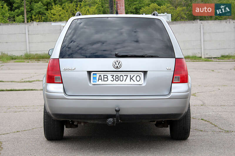 Универсал Volkswagen Golf 2006 в Виннице