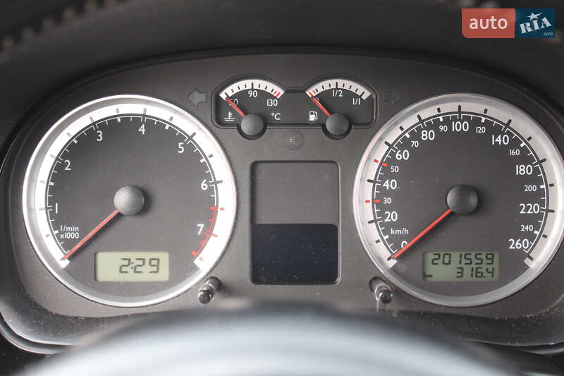 Универсал Volkswagen Golf 2006 в Виннице