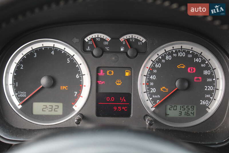 Универсал Volkswagen Golf 2006 в Виннице