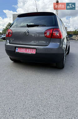 Хэтчбек Volkswagen Golf 2008 в 