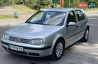 Хетчбек Volkswagen Golf 2002 в Кременчуці