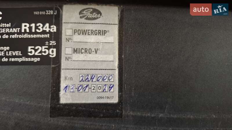 Хэтчбек Volkswagen Golf 2003 в Могилев-Подольске фото 9 Хэтчбек Volkswagen Golf 2003 в Могилев-Подольске