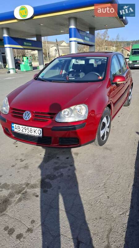Хэтчбек Volkswagen Golf 2003 в Могилев-Подольске фото 7 Хэтчбек Volkswagen Golf 2003 в Могилев-Подольске