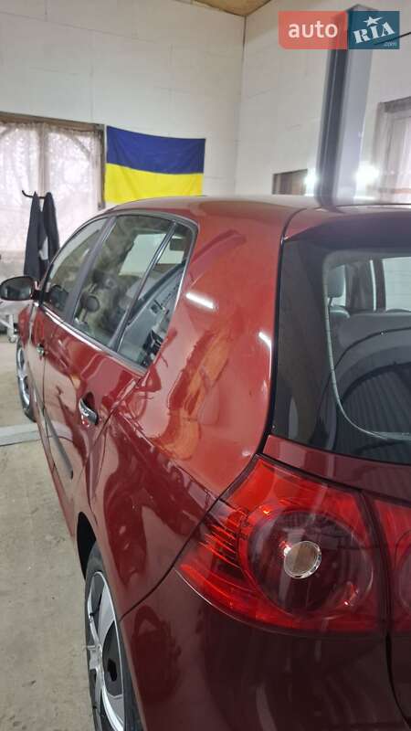 Хэтчбек Volkswagen Golf 2003 в Могилев-Подольске фото 18 Хэтчбек Volkswagen Golf 2003 в Могилев-Подольске