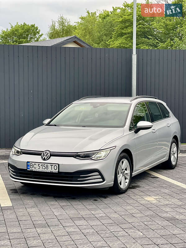Volkswagen Golf 2021