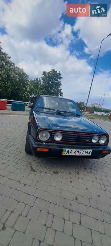 Хэтчбек Volkswagen Golf 1985 в 