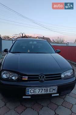 Хэтчбек Volkswagen Golf 2001 в Черновцах