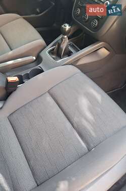Хетчбек Volkswagen Golf 2005 в 