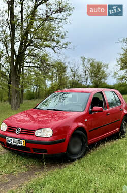 Хетчбек Volkswagen Golf 2001 в Слов'янську