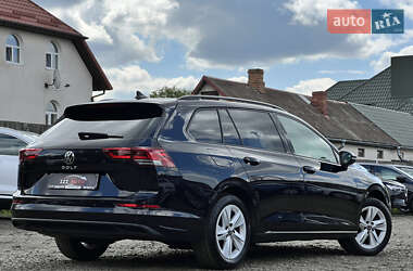 Универсал Volkswagen Golf 2022 в 
