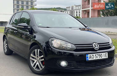 Хетчбек Volkswagen Golf 2009 в Мукачевому
