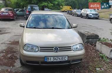 Хетчбек Volkswagen Golf 2001 в Києві