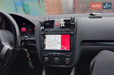Хетчбек Volkswagen Golf 2008 в 