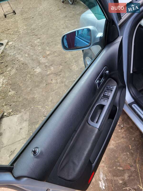 Хетчбек Volkswagen Golf 2000 в Хмельницькому