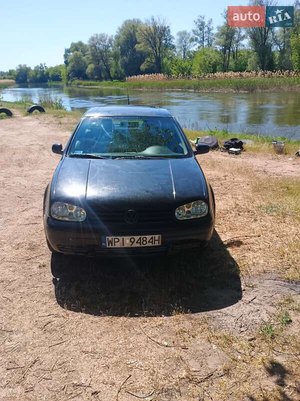 Хетчбек Volkswagen Golf 1998 в Ізюмі
