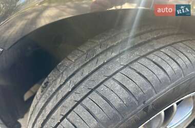 Хетчбек Volkswagen Golf 2004 в 