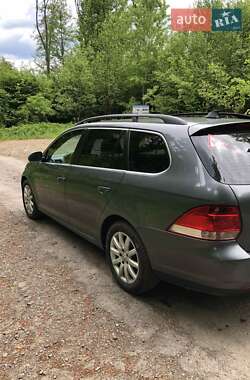 Універсал Volkswagen Golf 2009 в Ужгороді