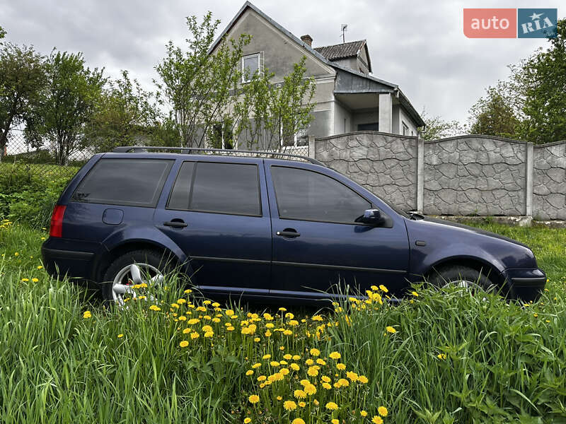 Універсал Volkswagen Golf 1999 в Львові