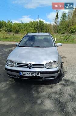Універсал Volkswagen Golf 2000 в 