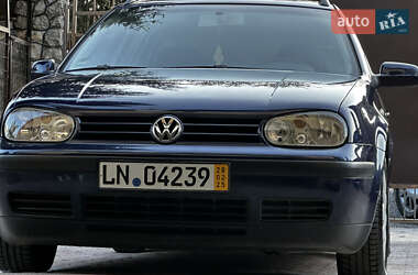 Универсал Volkswagen Golf 2003 в Тернополе