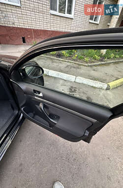 Універсал Volkswagen Golf 2009 в 