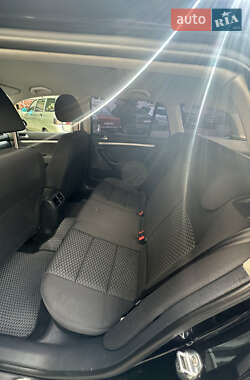 Універсал Volkswagen Golf 2009 в 