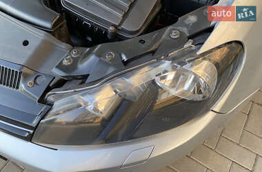 Хетчбек Volkswagen Golf 2010 в 
