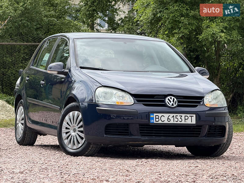 Хетчбек Volkswagen Golf 2004 в Дрогобичі