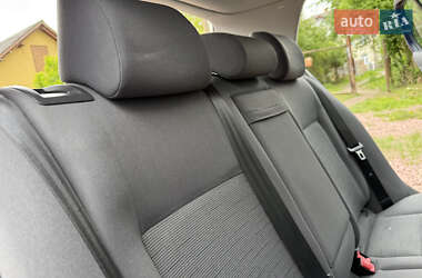 Хетчбек Volkswagen Golf 2004 в 