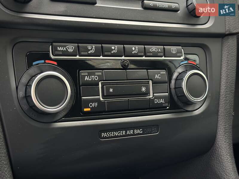 Хетчбек Volkswagen Golf 2009 в Сумах