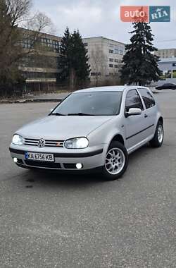 Хэтчбек Volkswagen Golf 1998 в Киеве
