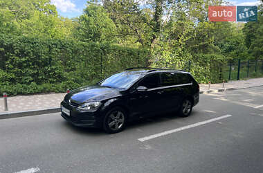 Універсал Volkswagen Golf 2015 в Києві