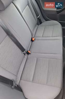 Хетчбек Volkswagen Golf 2005 в 
