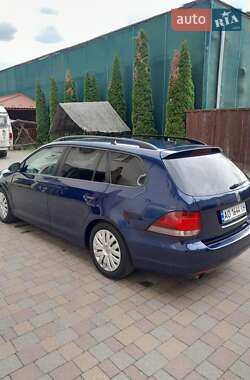 Универсал Volkswagen Golf 2011 в 