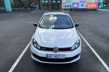 Хетчбек Volkswagen Golf 2009 в Горішніх Плавнях