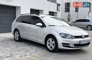 Універсал Volkswagen Golf 2014 в 