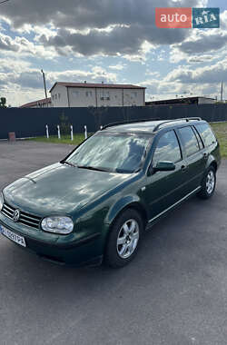 Універсал Volkswagen Golf 2000 в Борисполі