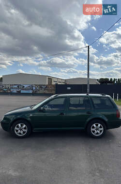 Універсал Volkswagen Golf 2000 в 