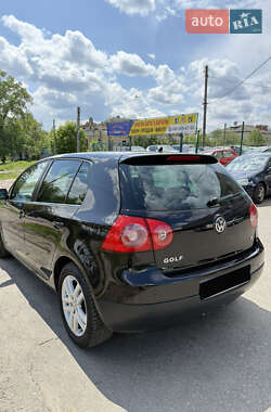 Хетчбек Volkswagen Golf 2007 в 