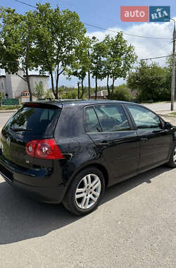Хетчбек Volkswagen Golf 2007 в 