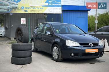 Хэтчбек Volkswagen Golf 2007 в Сумах