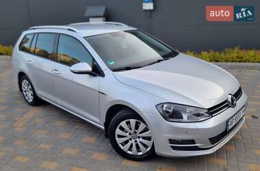 Універсал Volkswagen Golf 2015 в Вінниці