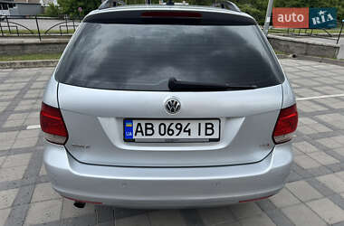 Универсал Volkswagen Golf 2011 в 