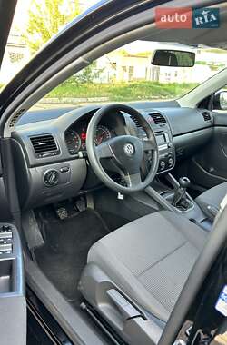 Універсал Volkswagen Golf 2008 в 