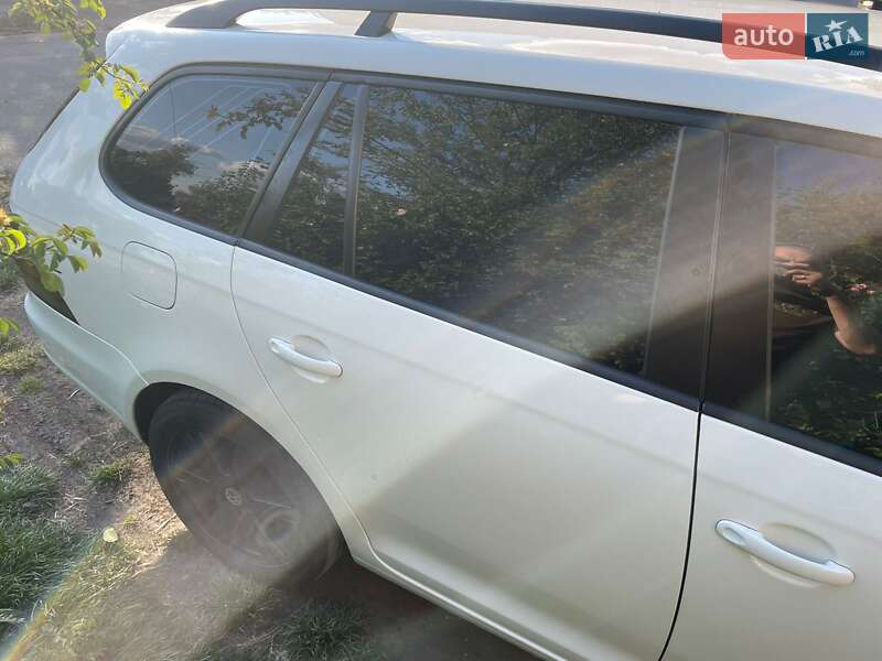 Універсал Volkswagen Golf 2010 в Ізмаїлі