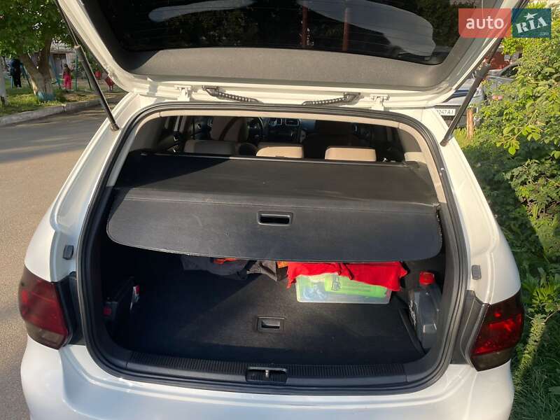 Універсал Volkswagen Golf 2010 в Ізмаїлі