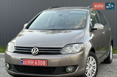 Хэтчбек Volkswagen Golf 2010 в Львове