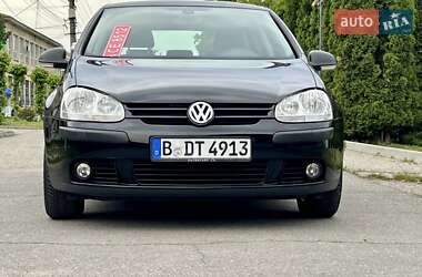 Хетчбек Volkswagen Golf 2008 в 
